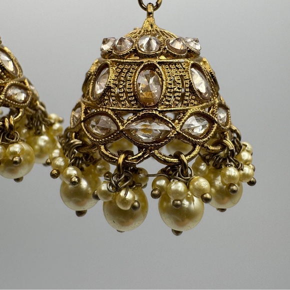 Vintage Gold Tone Jhumka Dangle Earrings 2.5” Faux Pearl Rhinestone Indian Style - Picture 2 of 8